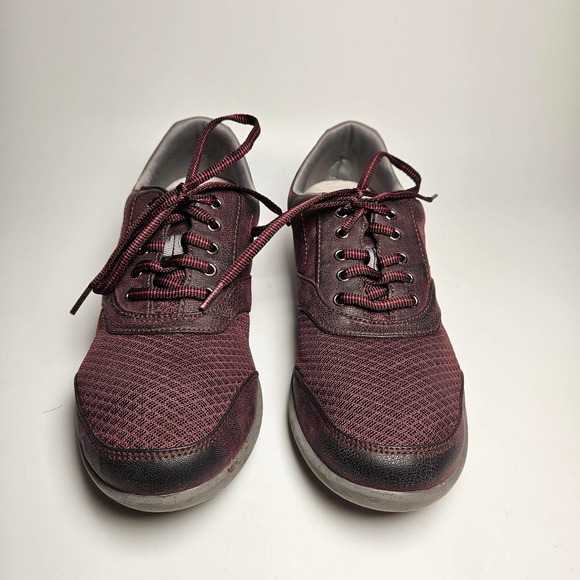 Clark's Cloudstepper Women's Comfort Walking Shoe, Size 9M - Picture 1 of 6